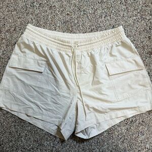 Old Navy Cream Cargo Drawstring Athletic Shorts